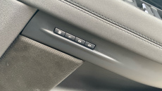 Land Rover Range Rover Evoque 2.0 D200 R-Dynamic SE 5dr Auto Diesel Hatchback